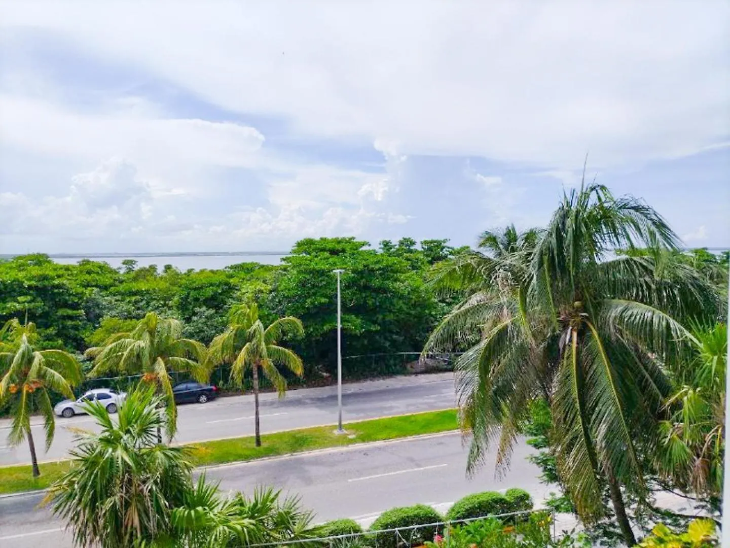 Condo With Lagoon View And Beach Access Cancún Apartamento