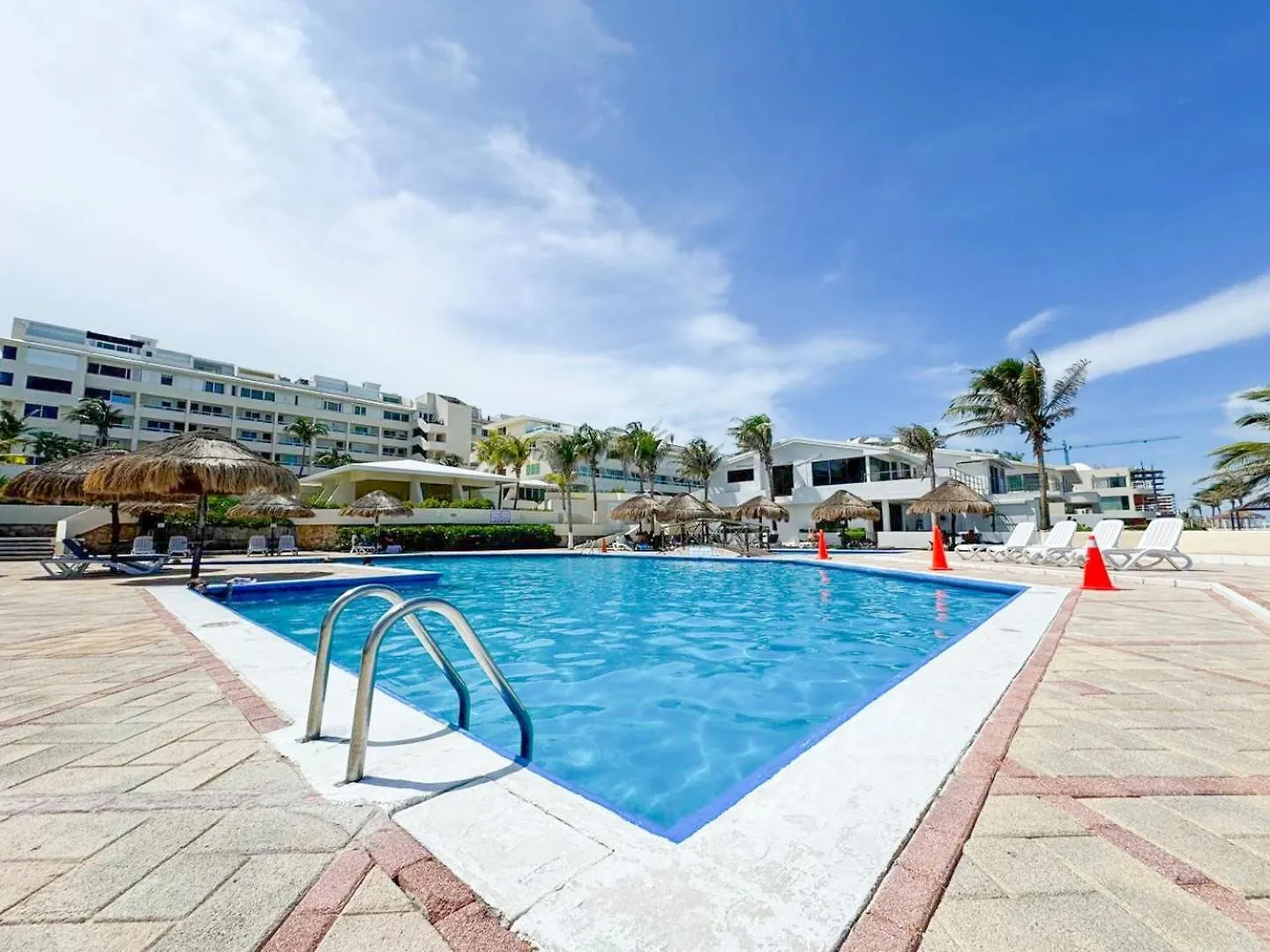 Condo With Lagoon View And Beach Access Cancún 0*,